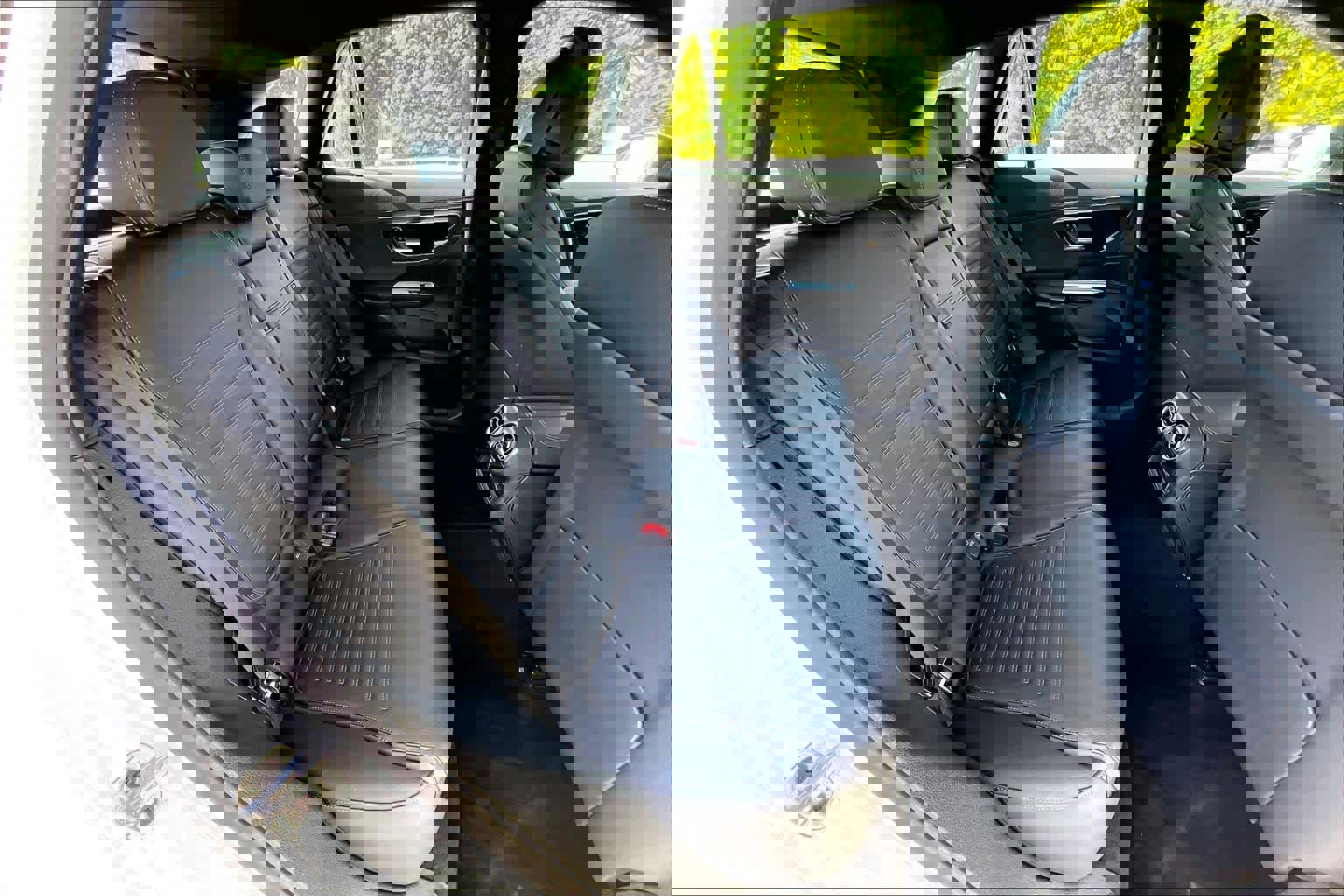 Used 2025 Mercedes-Benz GLC 43 AMG 4MATIC image 19