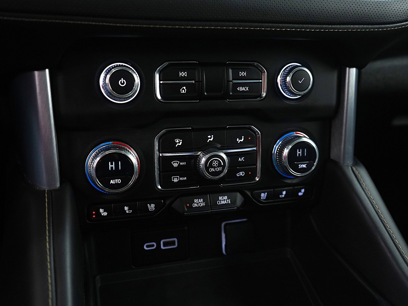 Used 2023 GMC Yukon XL SLT image 24