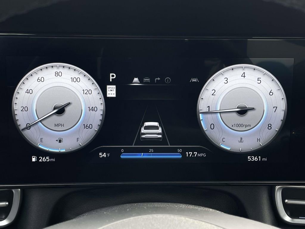 Certified 2025 Hyundai Elantra SEL image 14