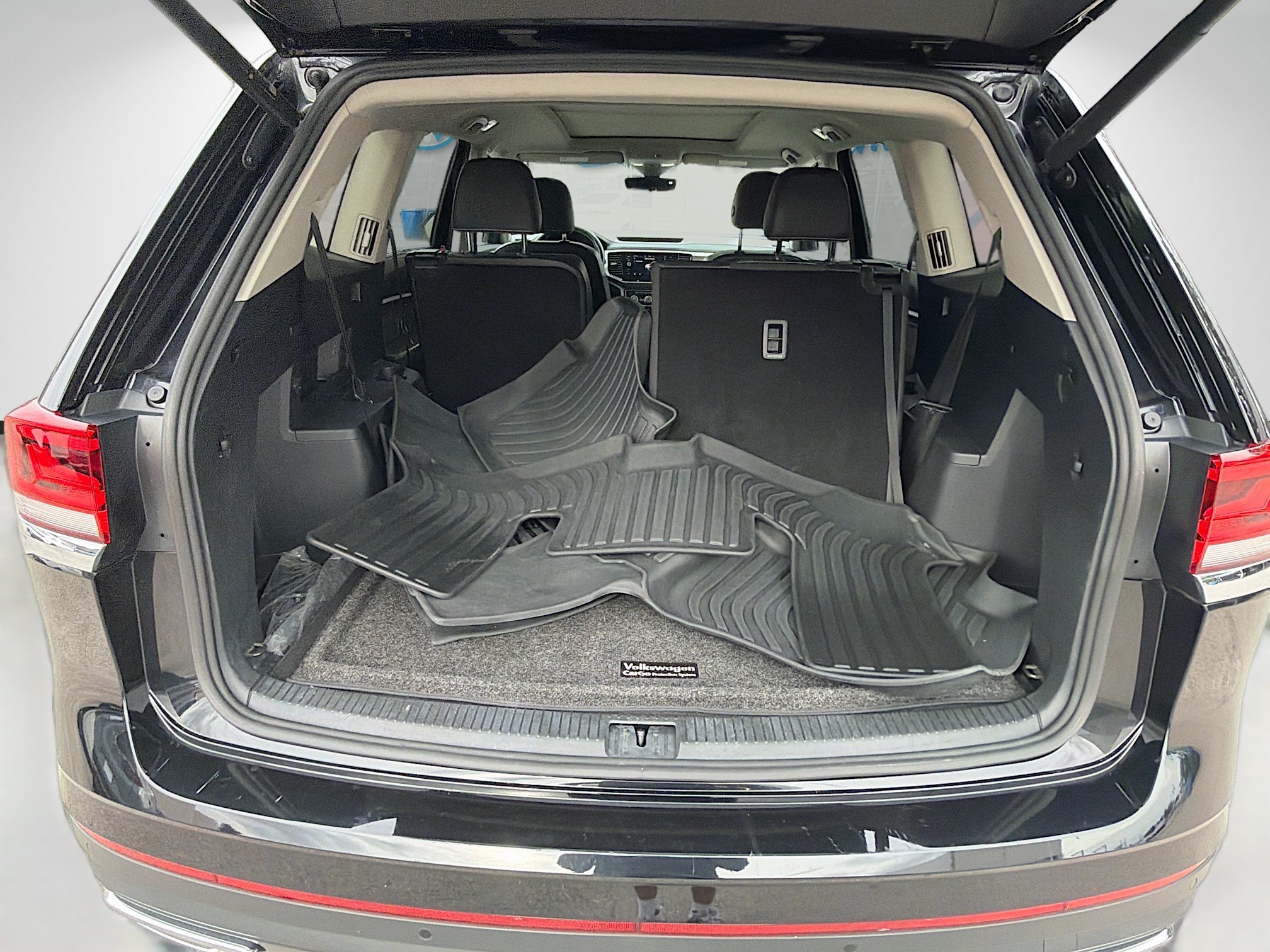 Used 2023 Volkswagen Atlas SEL AWD/4WD image 26