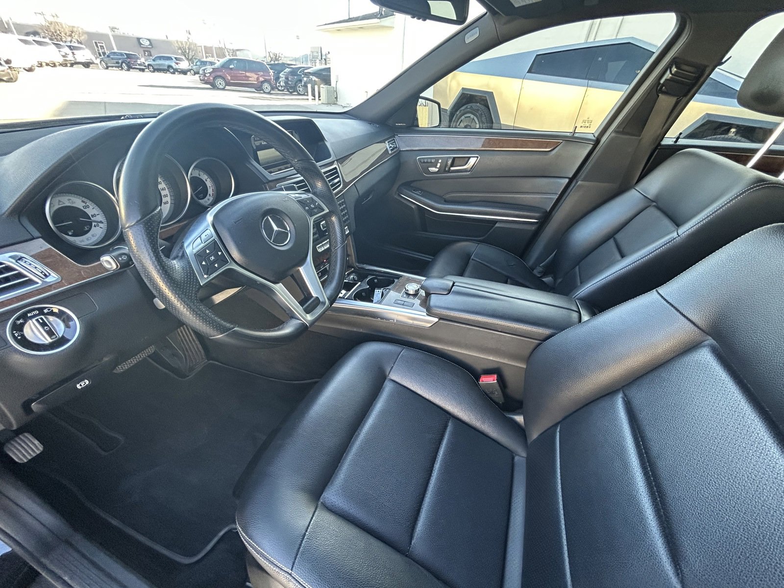 Used 2014 Mercedes-Benz E 350 4MATIC image 19
