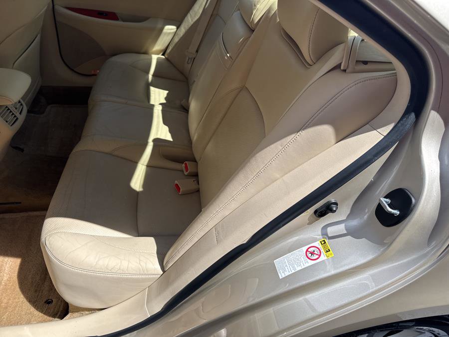 Used 2012 Lexus ES 350 4dr Sdn image 21