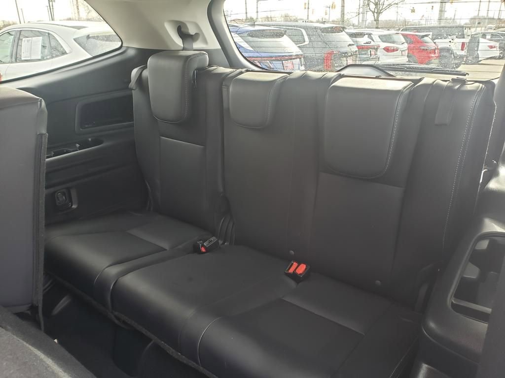 Used 2022 Subaru Ascent Limited w/ Popular Package #4 image 19