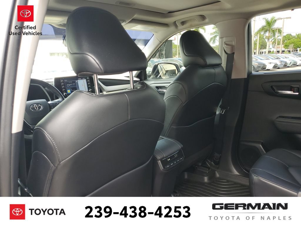 Certified 2020 Toyota Highlander XLE FWD image 22