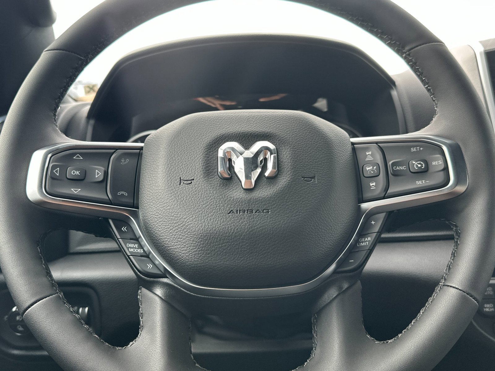 New 2026 RAM 1500 4x4 Crew Cab image 23