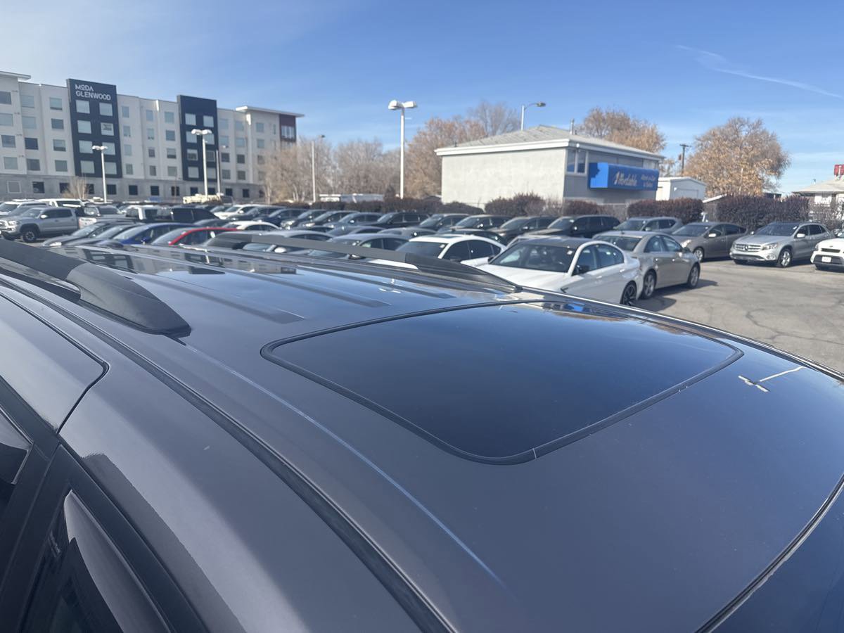 Used 2015 Toyota Sienna XLE image 23