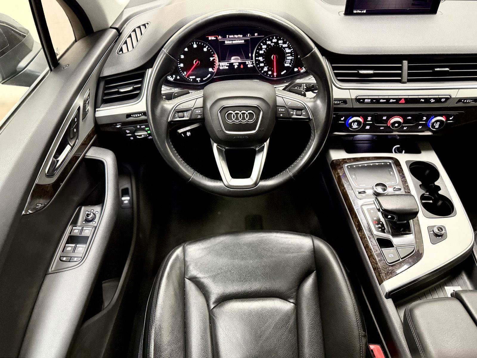 Used 2019 Audi Q7 2.0T Premium w/ Convenience Package image 2