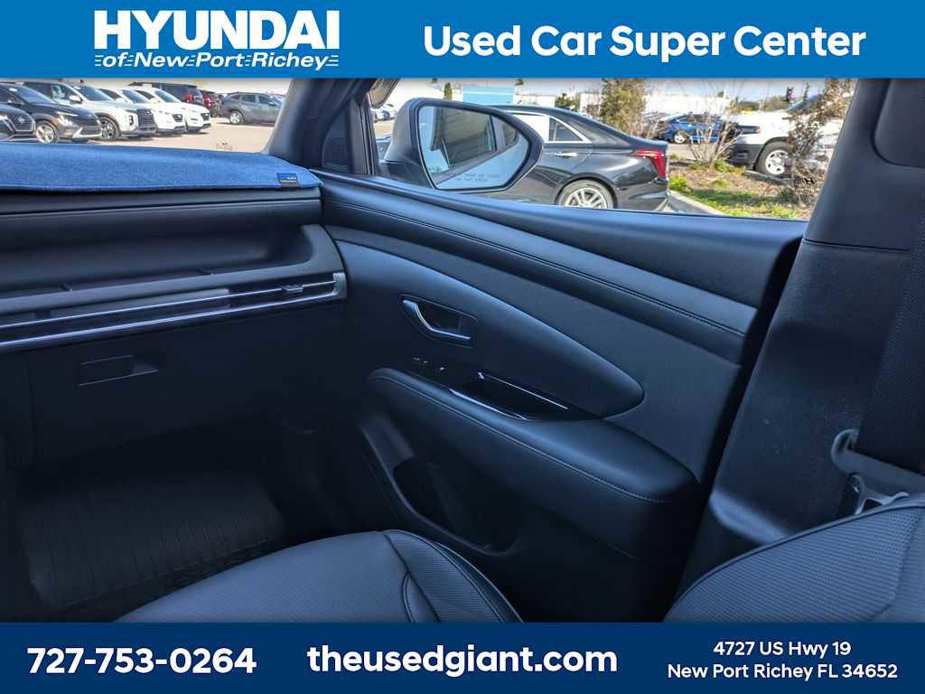 Used 2025 Hyundai Santa Cruz Limited image 21