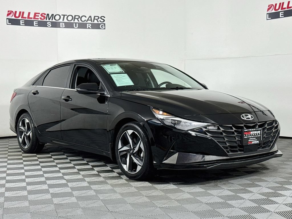 Used 2023 Hyundai Elantra Limited FWD image 1