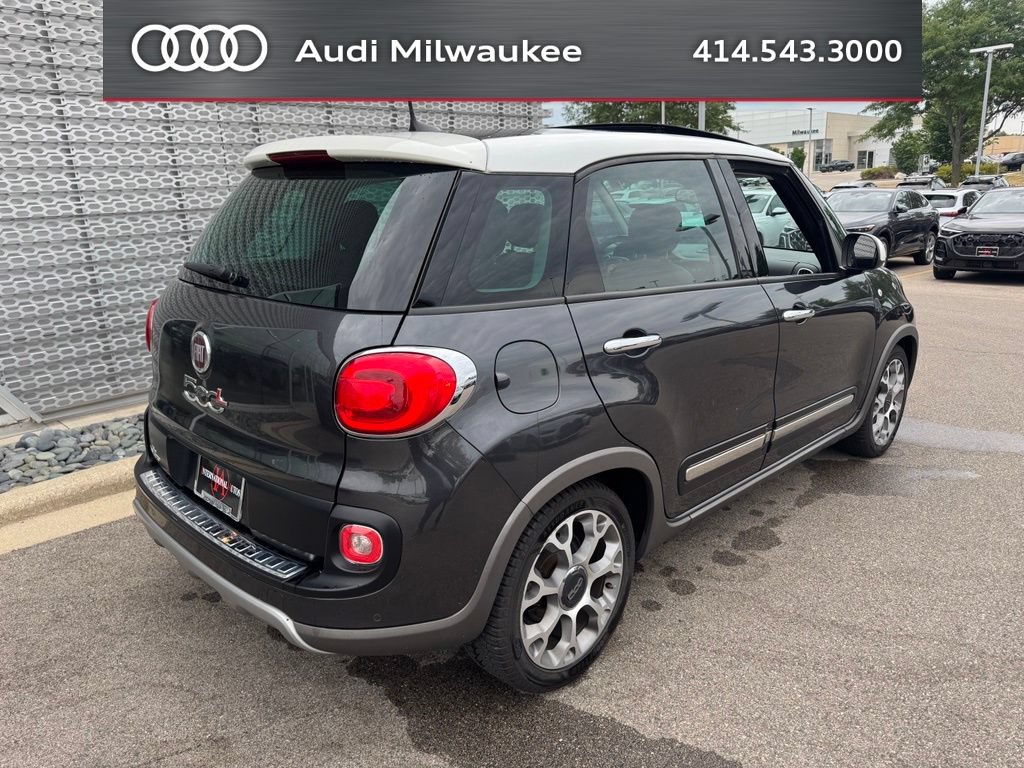 Used 2017 FIAT 500L Trekking w/ Premium Package FWD image 3