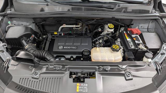 Used 2023 Chrysler Pacifica Touring-L FWD image 13