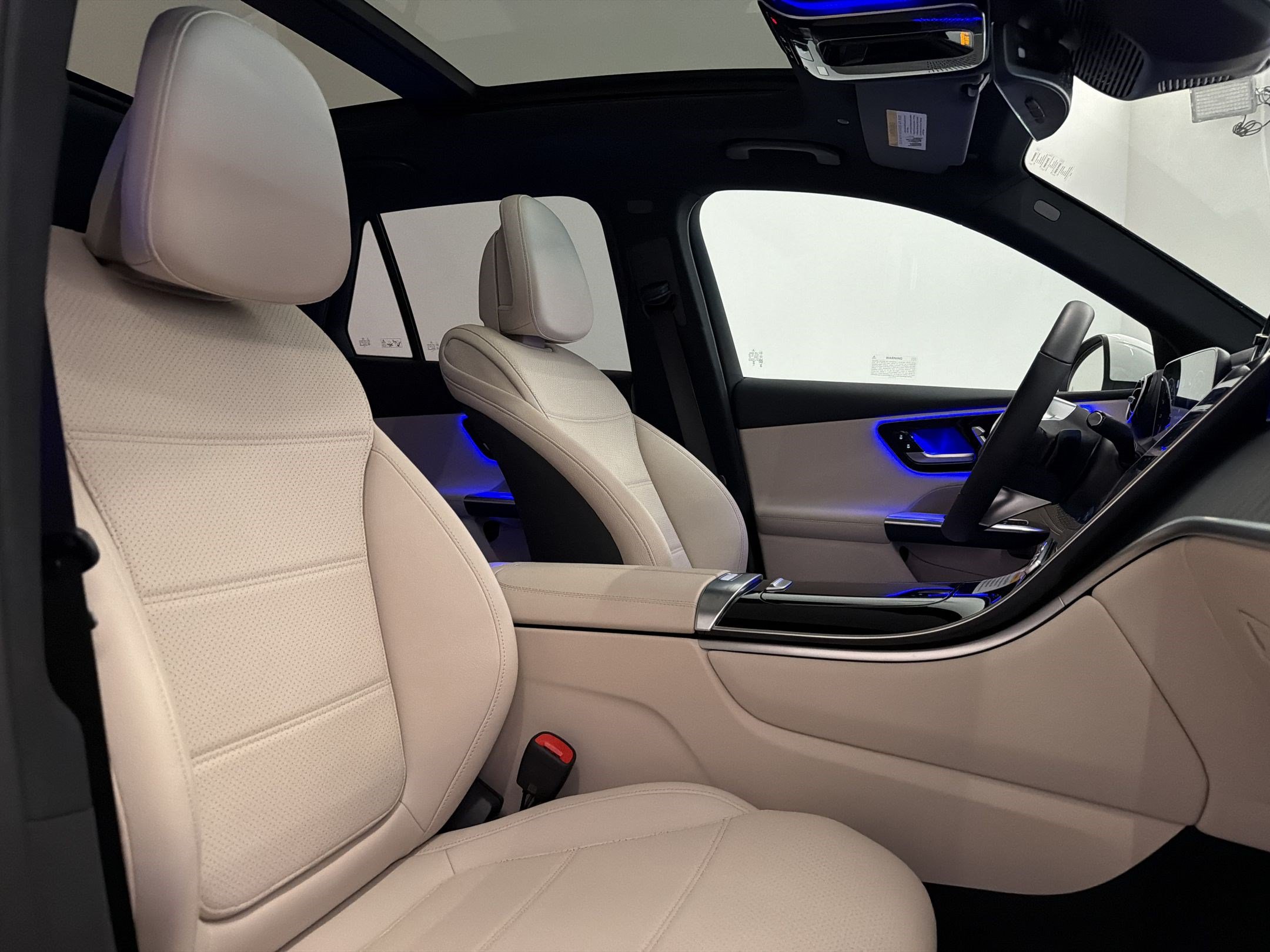 Certified 2026 Mercedes-Benz GLC 300 image 31