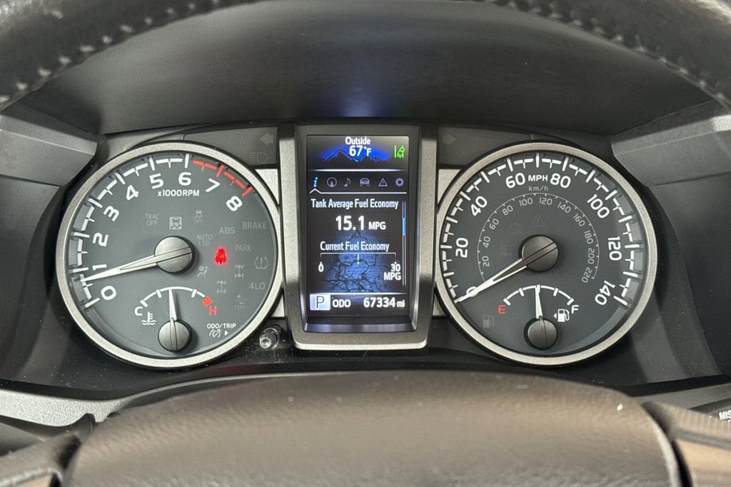 Used 2021 Toyota Tacoma TRD Off-Road w/ TRD Premium Off Road Package AWD/4WD image 25