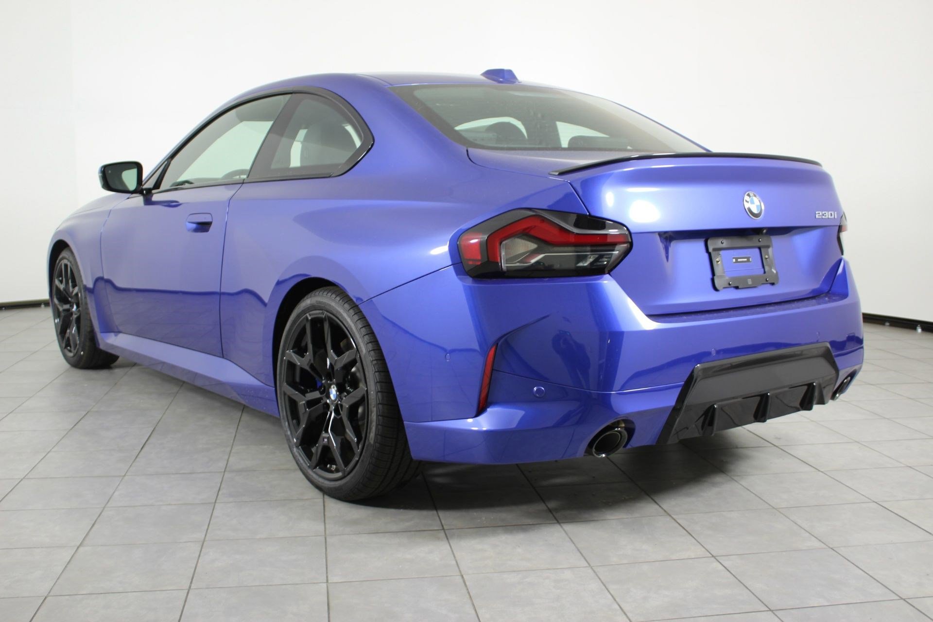 New 2026 BMW 230i Coupe w/ Premium Package RWD image 3