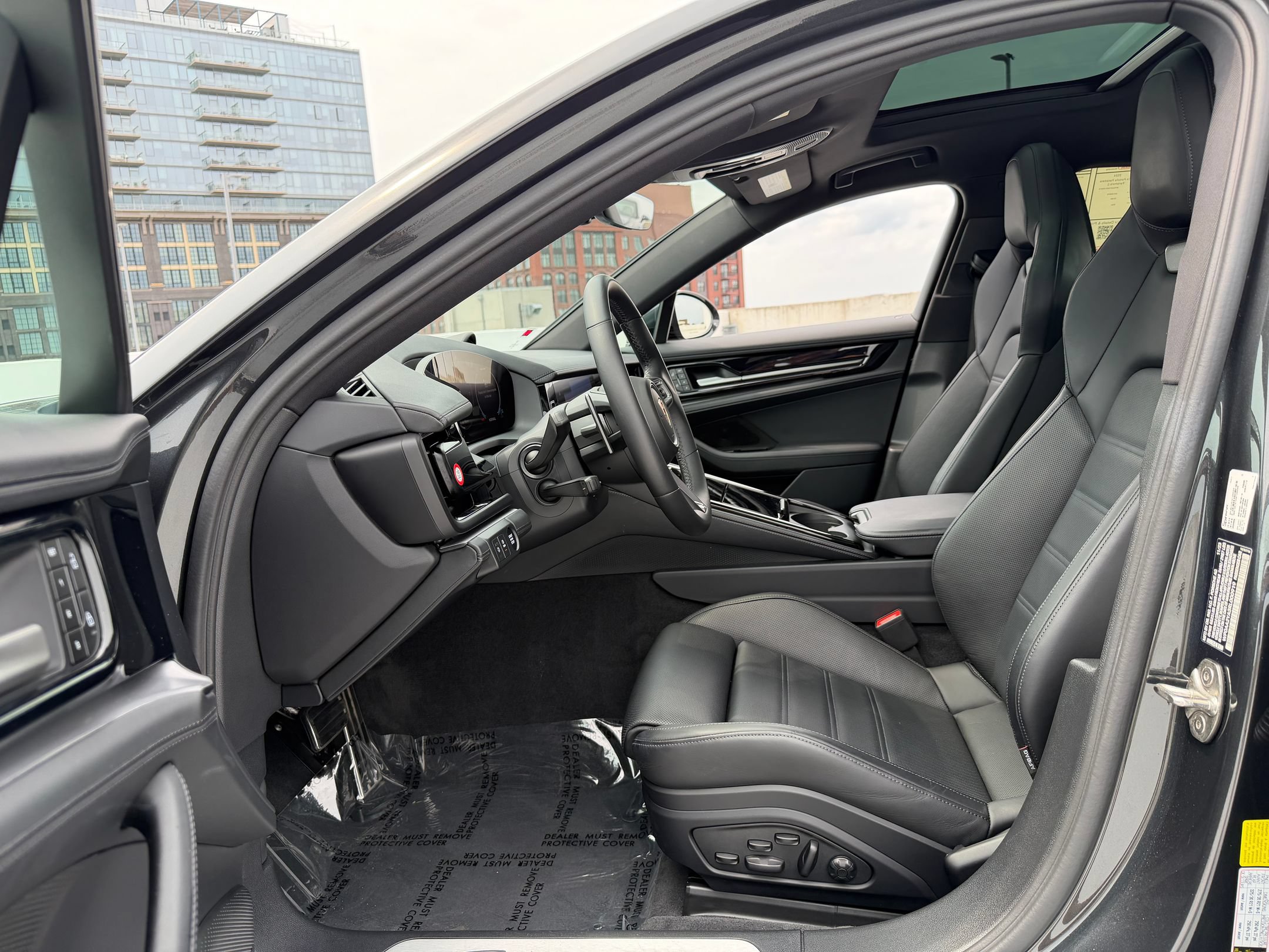 Certified 2024 Porsche Panamera image 32