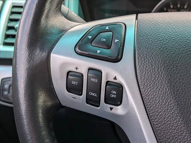 Used 2015 Ford Explorer XLT w/ Equipment Group 202B AWD/4WD image 12
