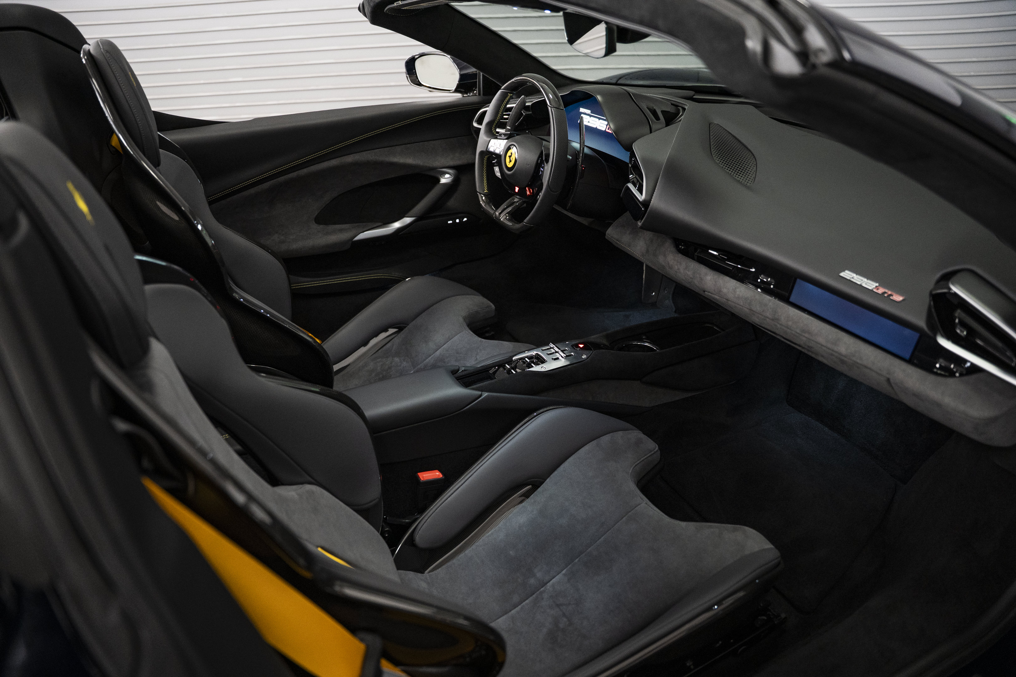 Used 2025 Ferrari 296 GTS RWD image 31