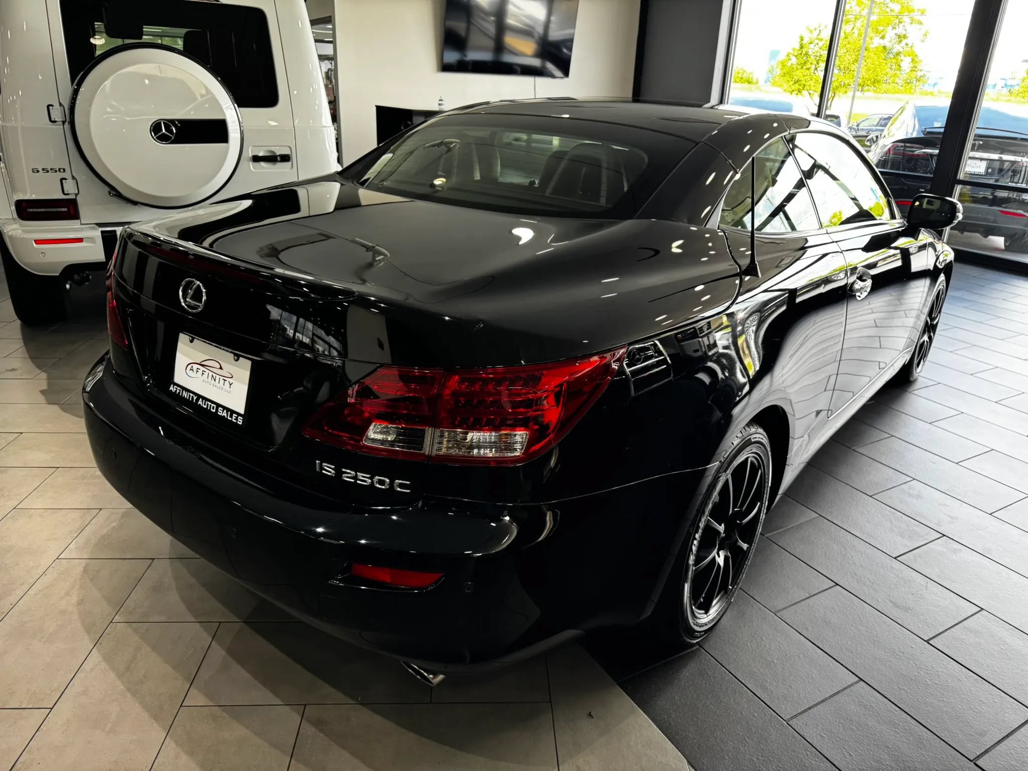 Used 2013 Lexus IS 250C w/ Luxury Pkg RWD image 41