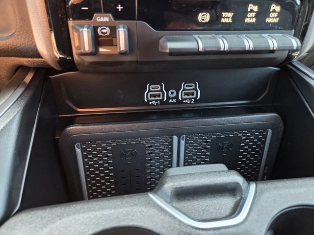 Certified 2025 RAM 2500 Laramie w/ Sport Appearance Package AWD/4WD image 28