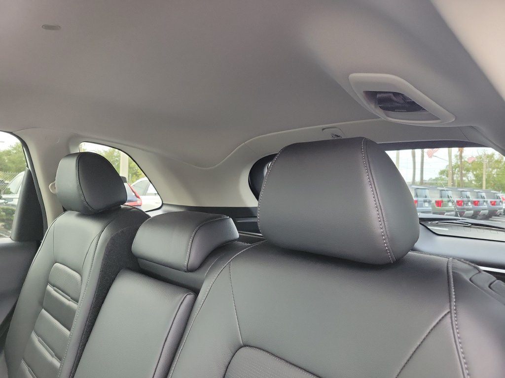 Certified 2025 Honda CR-V EX-L image 17