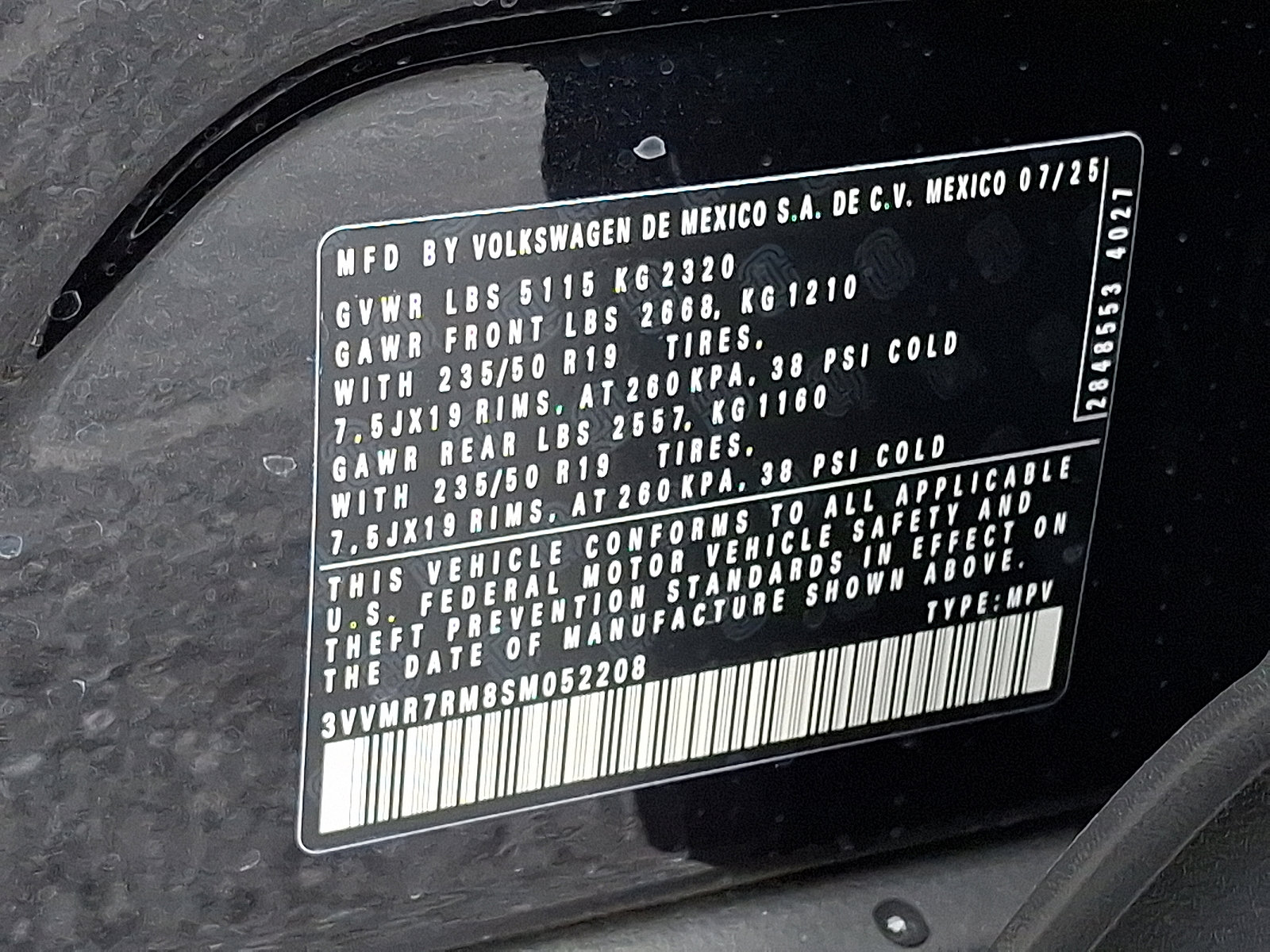 New 2025 Volkswagen Tiguan SE image 11