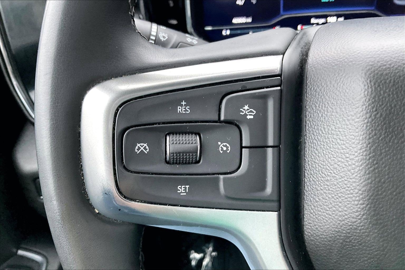 Used 2024 Chevrolet Silverado 2500 LT image 17