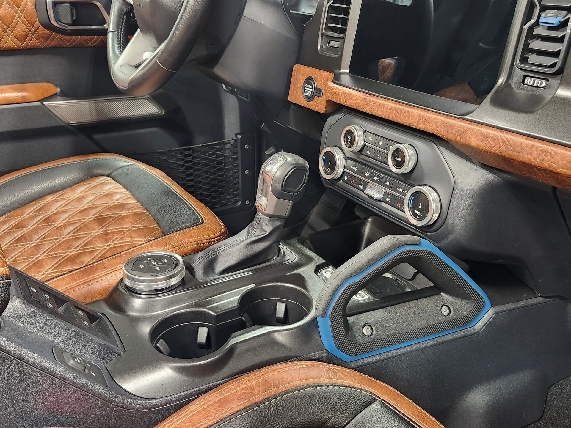 Used 2022 Ford Bronco Wildtrak image 20