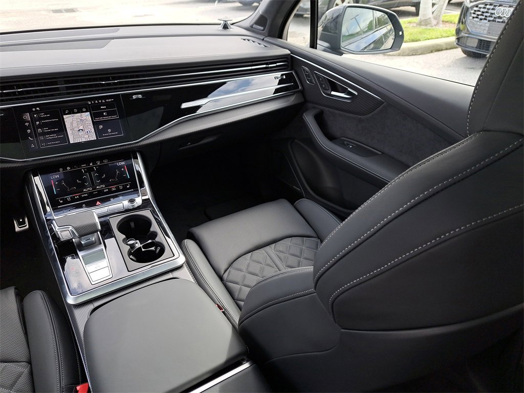 New 2026 Audi SQ7 Prestige image 24