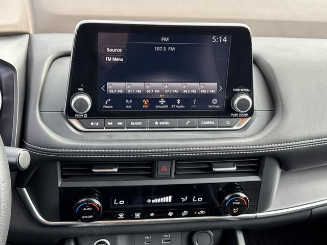 Used 2023 Nissan Rogue SV AWD/4WD image 17