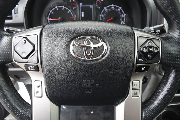 Certified 2024 Toyota 4Runner SR5 Premium w/ Moonroof Package AWD/4WD image 32