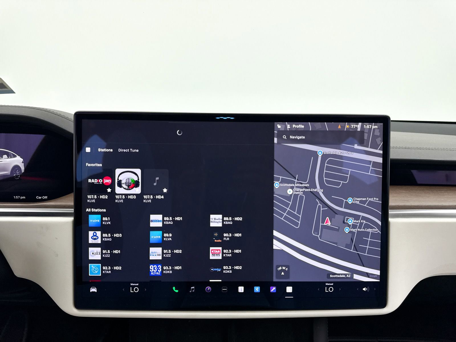Used 2022 Tesla Model X image 5