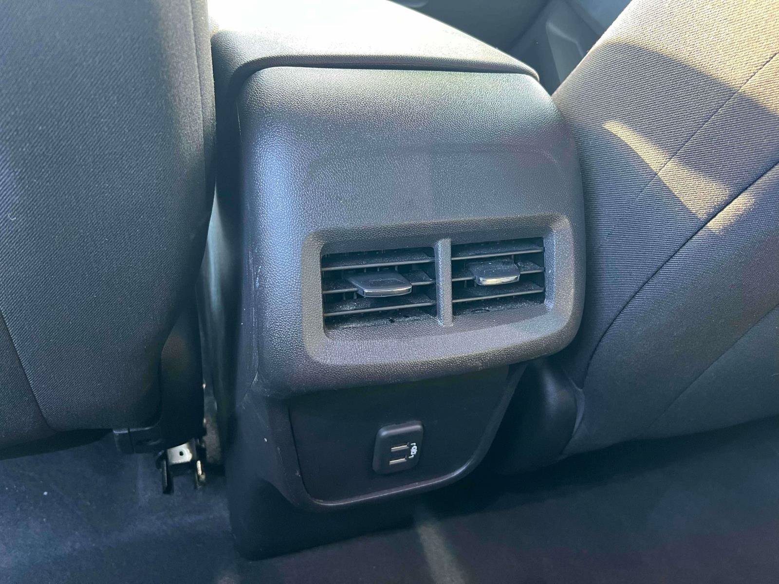 Used 2024 Chevrolet Equinox LS w/ LS Convenience Package FWD image 29