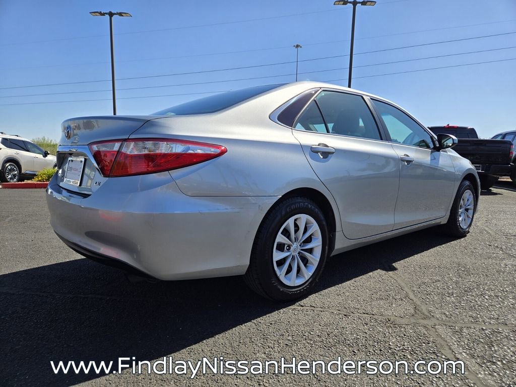 Used 2015 Toyota Camry LE FWD image 6