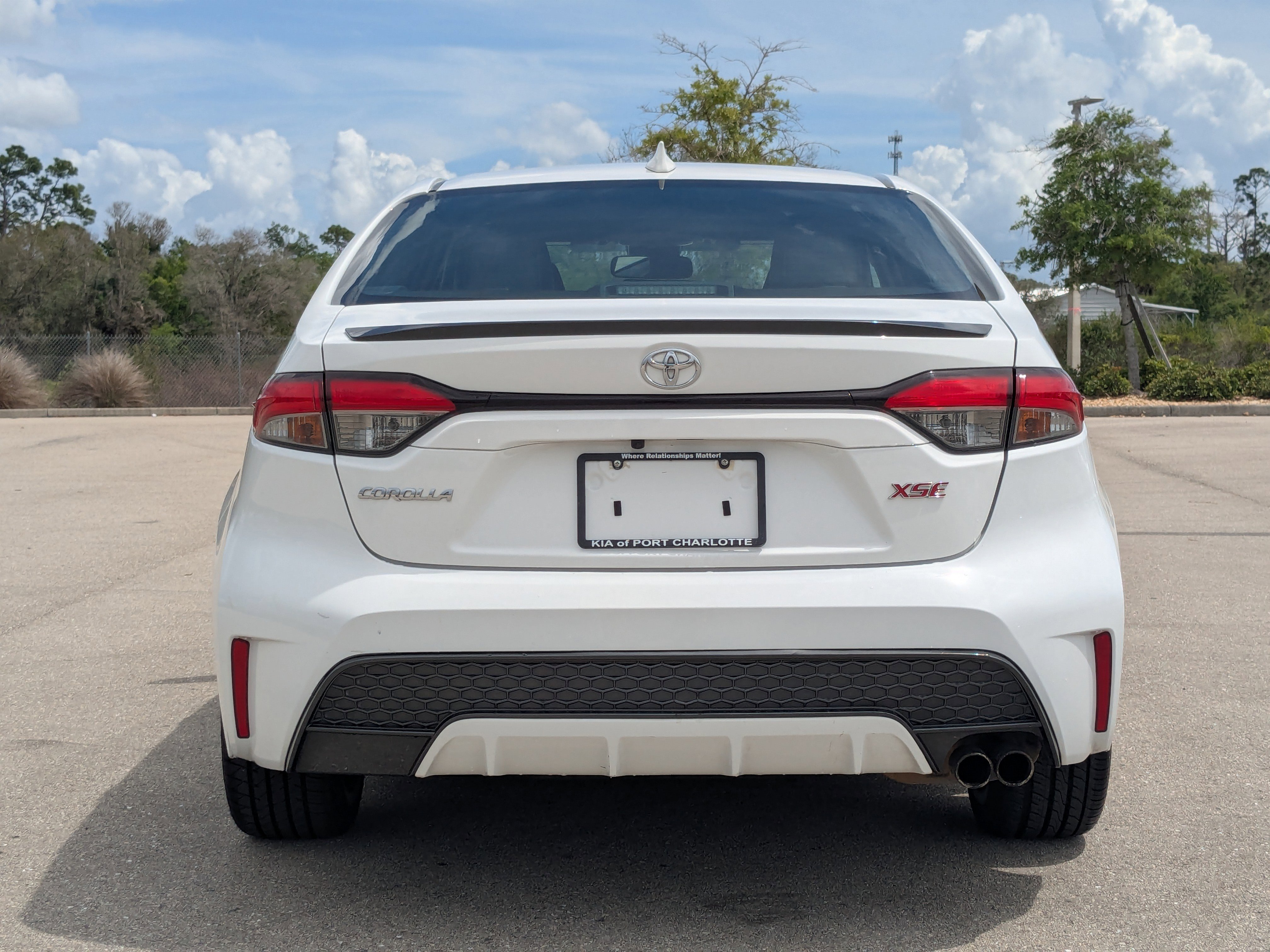 Used 2021 Toyota Corolla XSE image 6