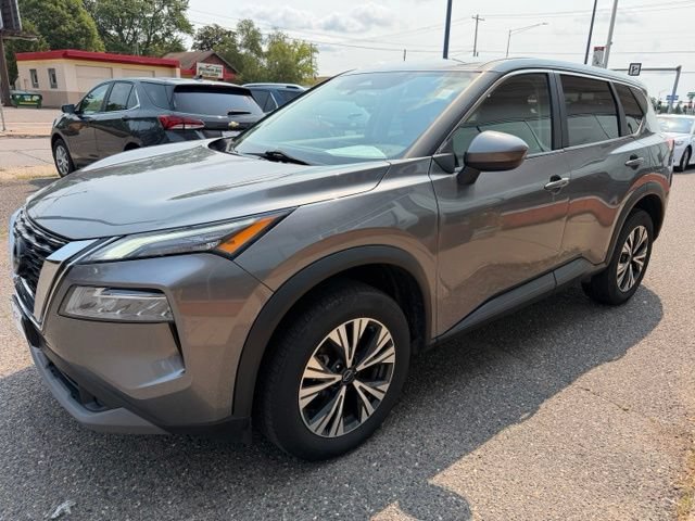 Used 2023 Nissan Rogue SV AWD/4WD image 3