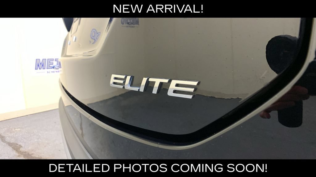 Used 2025 Honda Pilot Elite image 18