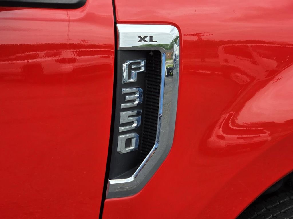 Used 2022 Ford F350 XL w/ Power Equipment Group AWD/4WD image 7