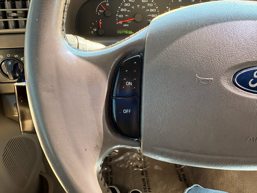 Used 2003 Ford F250 XLT image 21