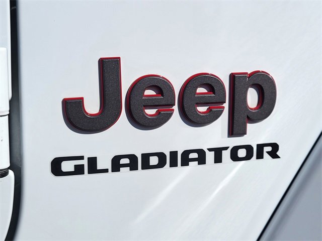 Used 2022 Jeep Gladiator Rubicon w/ Cold Weather Group image 7