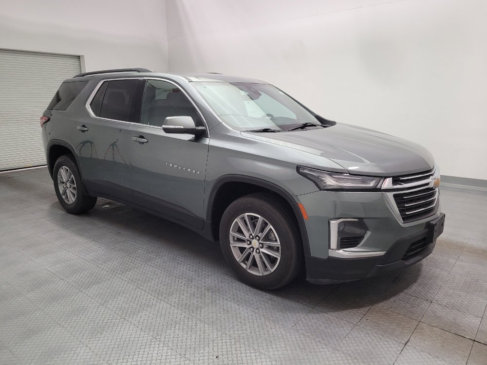 Used 2022 Chevrolet Traverse LT FWD image 11