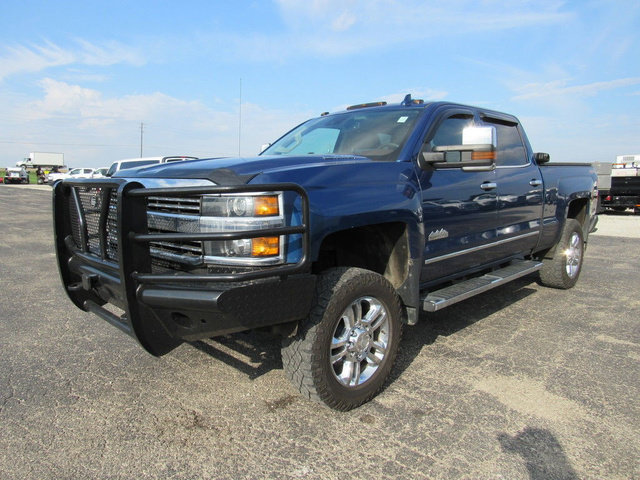 Used 2016 Chevrolet Silverado 2500 High Country w/ Duramax Plus Package AWD/4WD image 7