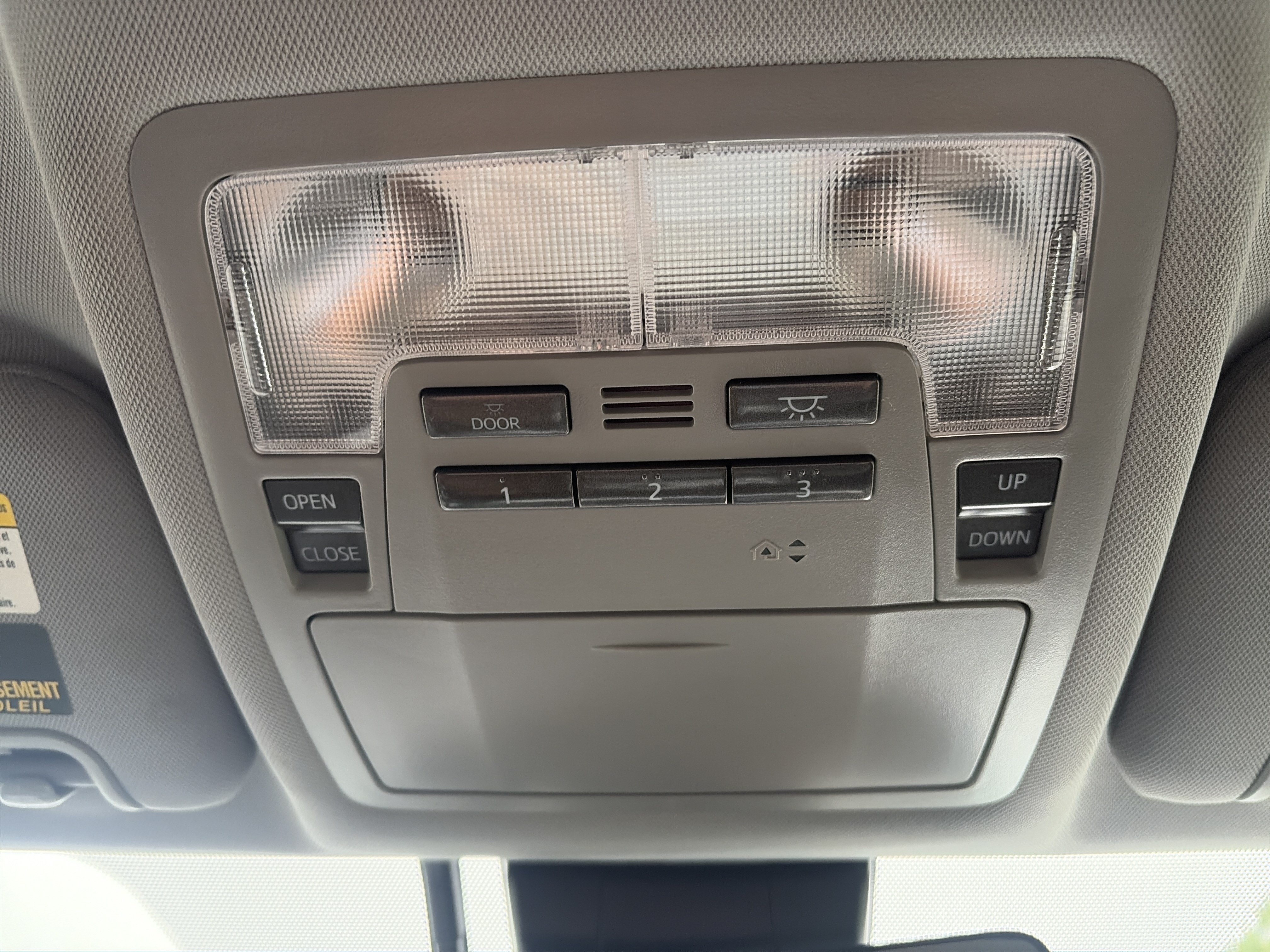 Used 2019 Toyota Highlander Limited AWD/4WD image 45