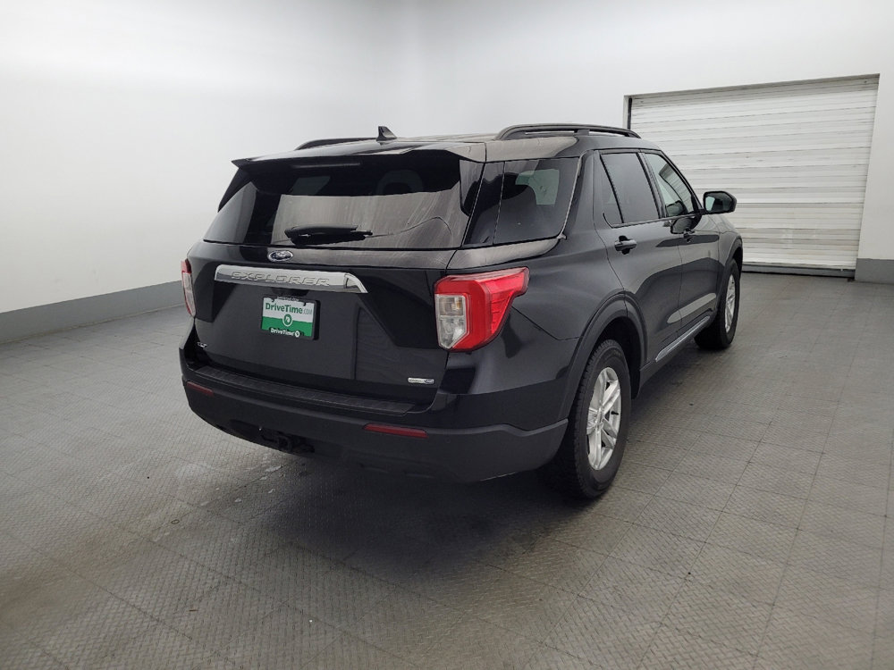 Used 2020 Ford Explorer XLT w/ Comfort Package image 9