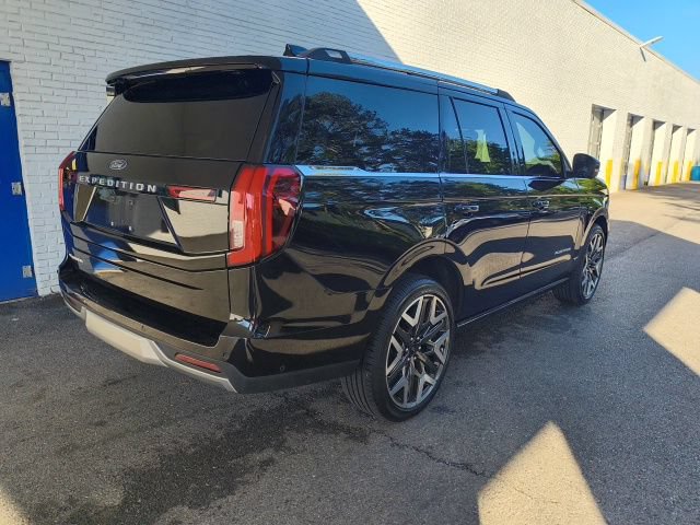 Certified 2025 Ford Expedition Platinum w/ Platinum Ultimate Package AWD/4WD image 11