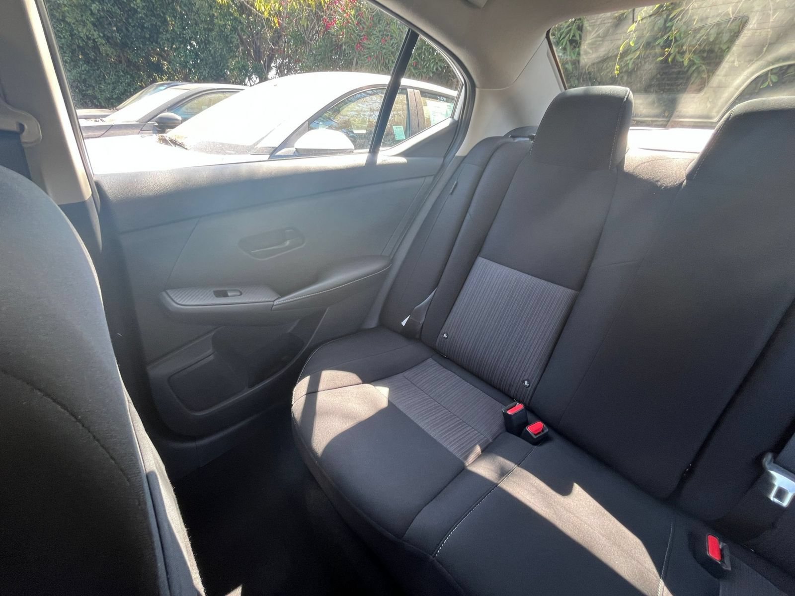 Used 2025 Nissan Sentra SV FWD image 36