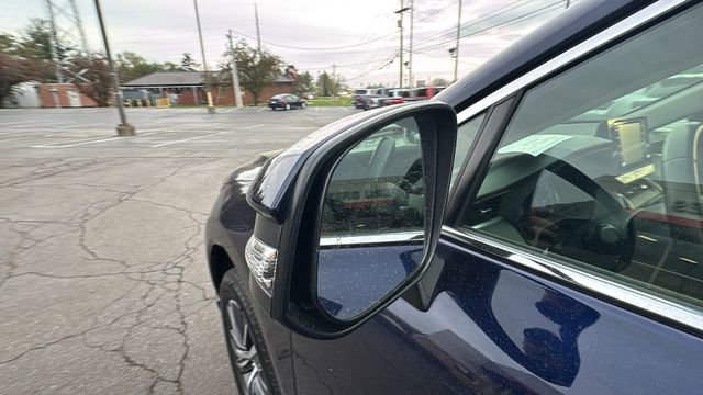 Used 2021 Toyota Venza LE image 42