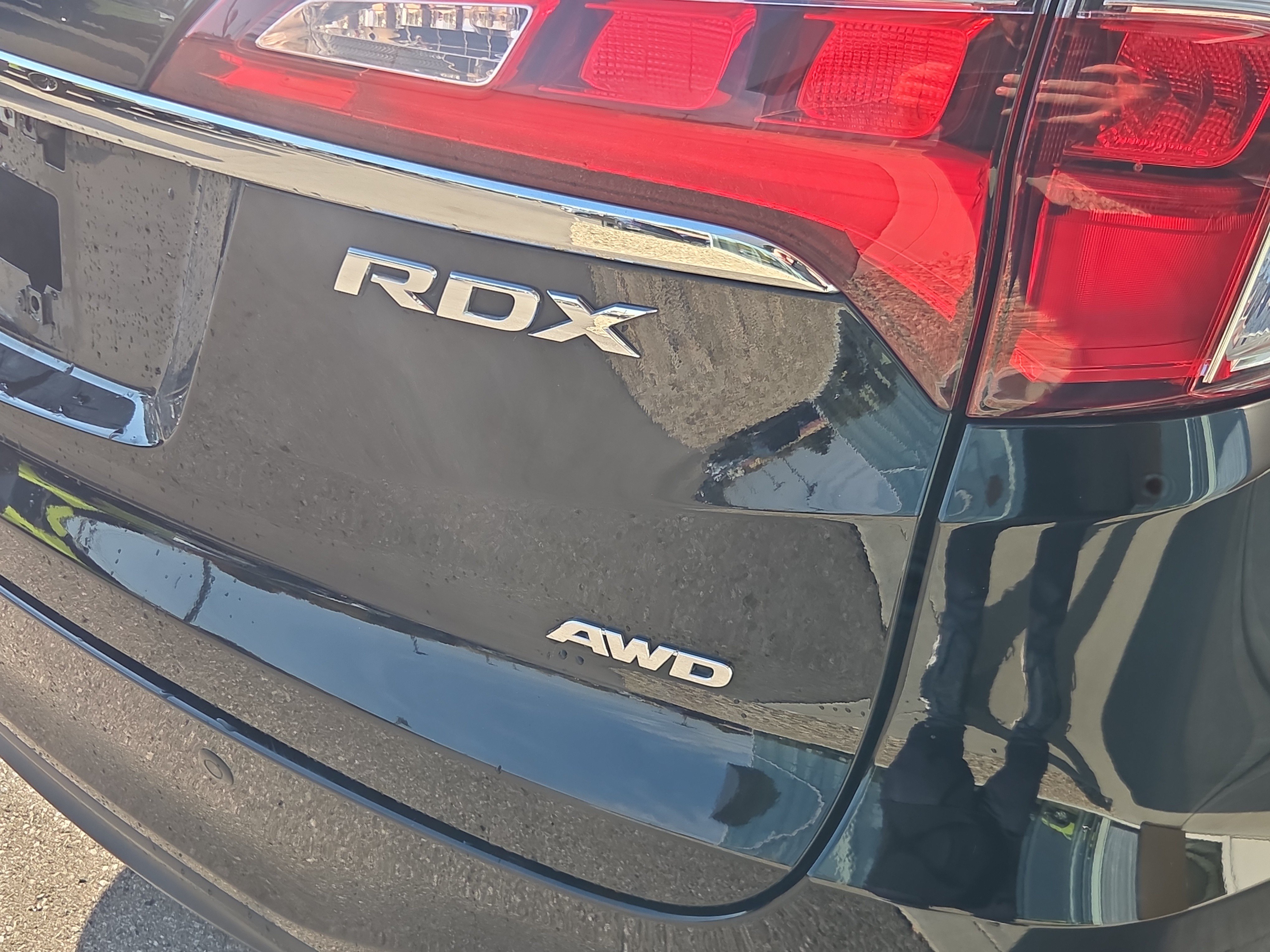 Used 2018 Acura RDX w/ Advance Package AWD/4WD image 5