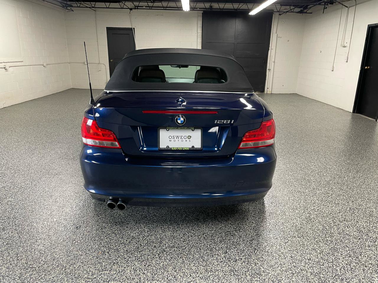 Used 2013 BMW 128i Convertible RWD image 5