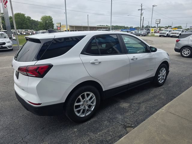 Used 2024 Chevrolet Equinox LS w/ LS Convenience Package AWD/4WD image 5