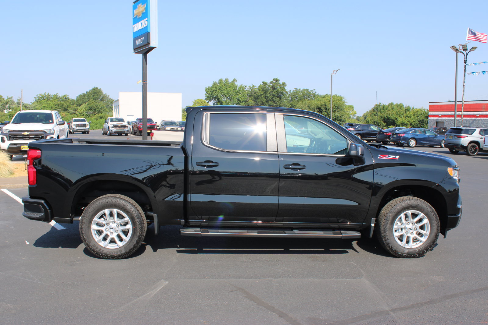 New 2026 Chevrolet Silverado 1500 RST w/ Safety Package AWD/4WD image 9